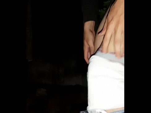 ❤️ Fqinji im u hodh në murin tim të karantinës Video qij në pornografi sq.sexafinkarasskaz.ru ﹏